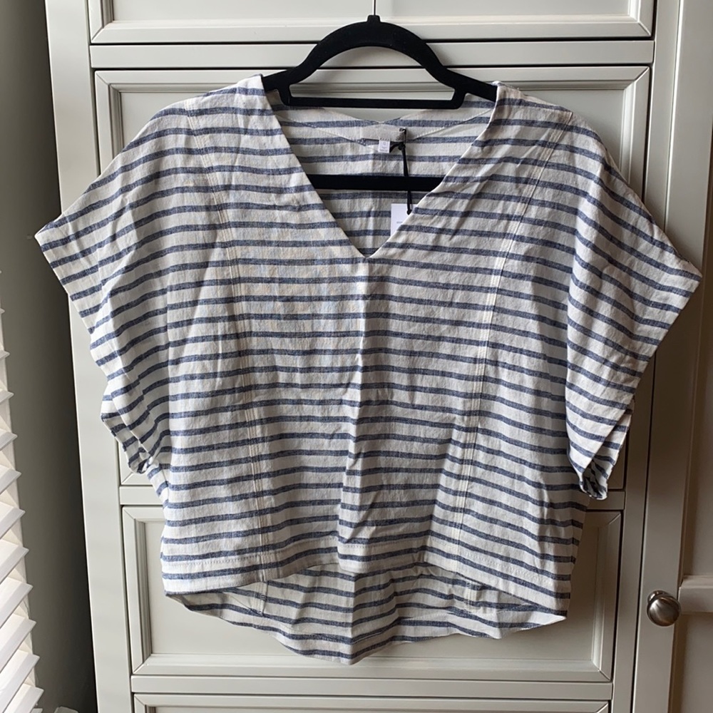 NWT skin striped extended sleeve top